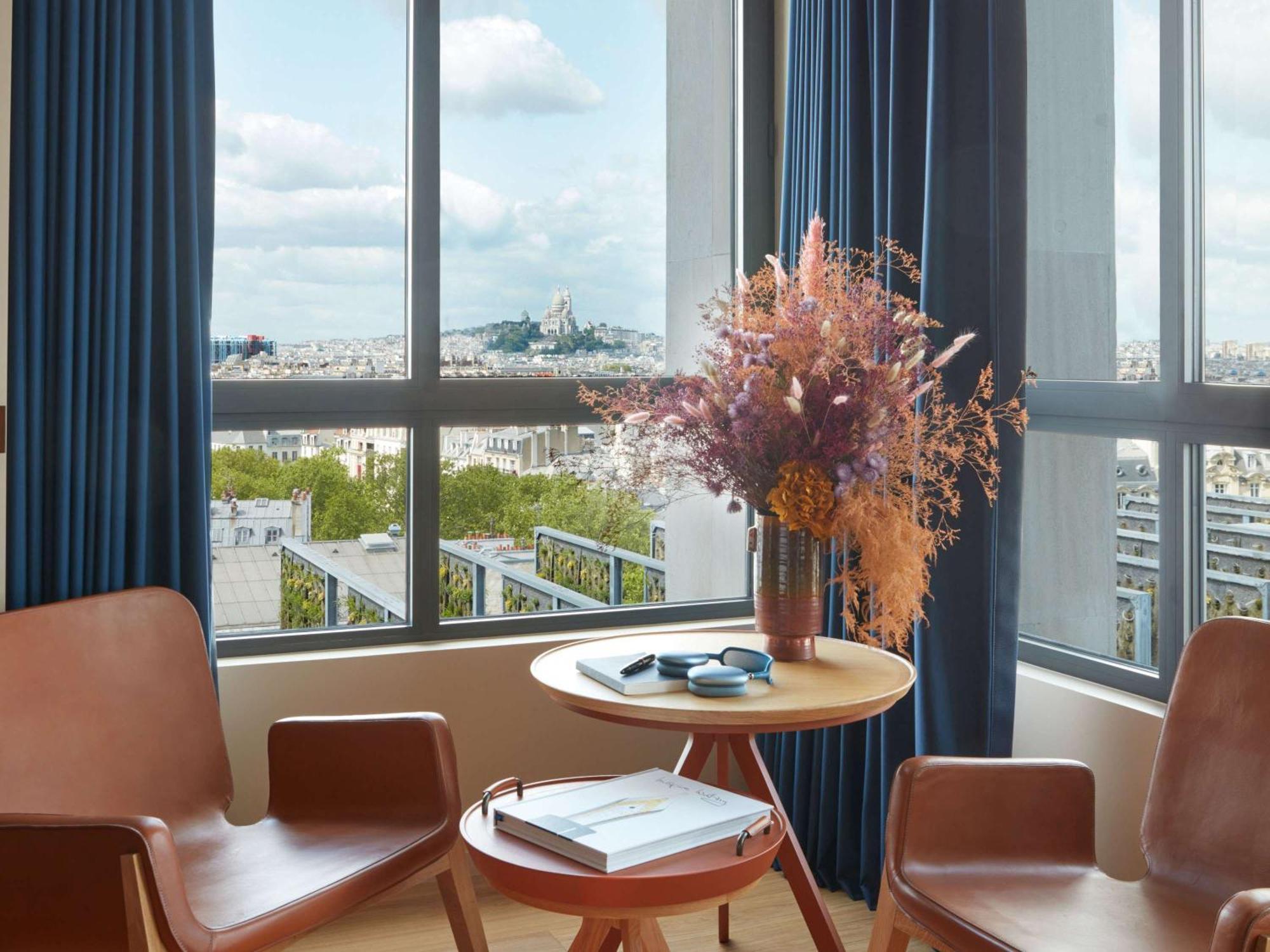 So/ Paris Hotel Экстерьер фото A room at the hotel