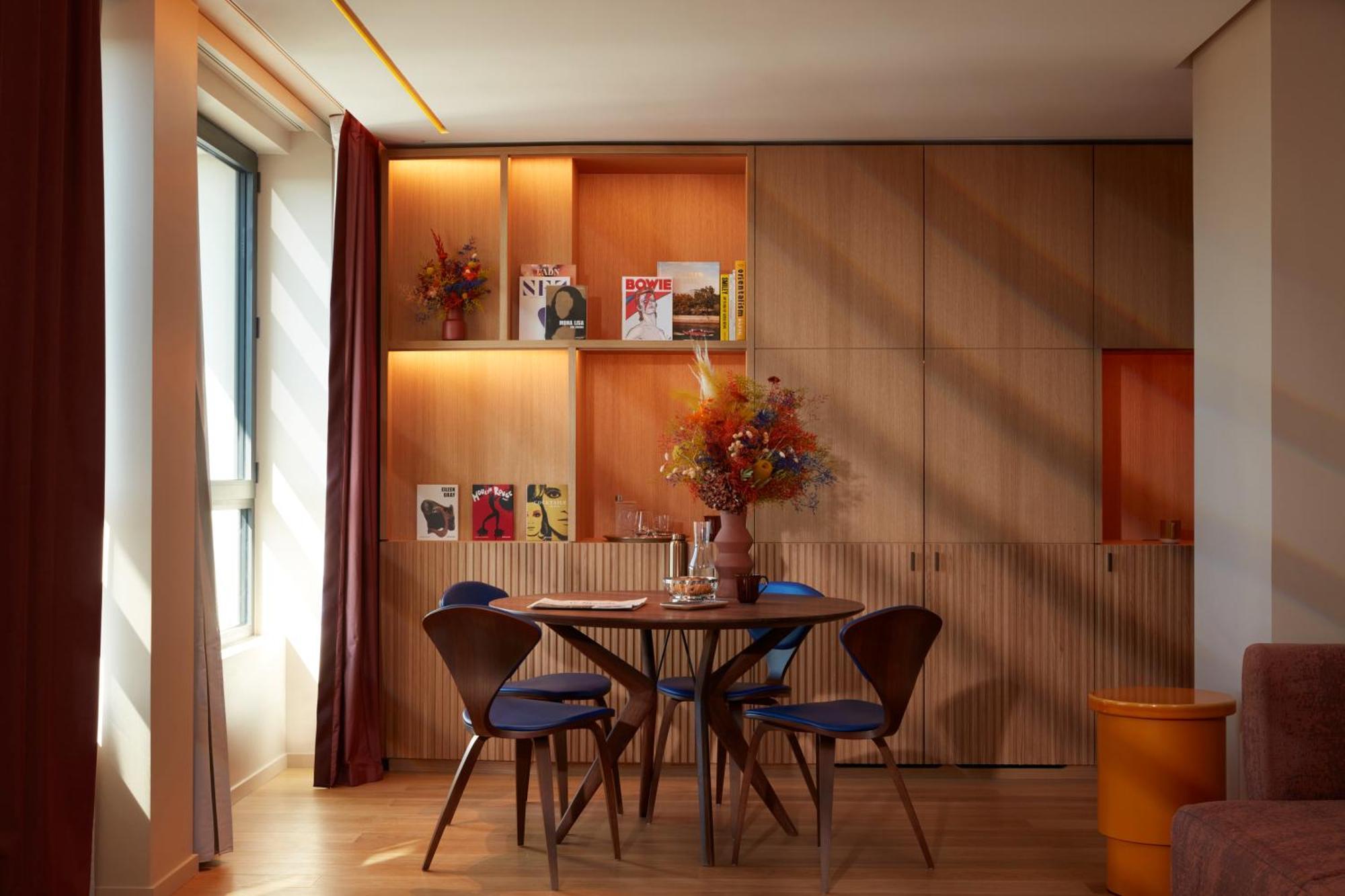 So/ Paris Hotel Экстерьер фото Dining room